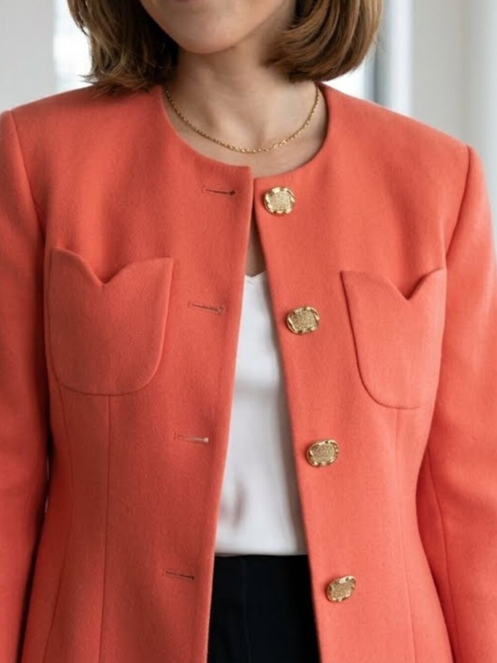Vintage Lida Women's Cropped Jacket Blazer Tulip Shaped Pockets Collarless